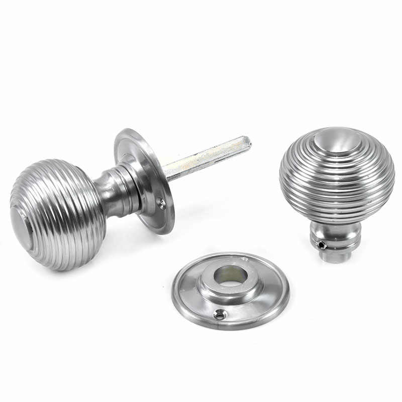 Grand Satin Chrome Beehive Queen Anne Door Knobs